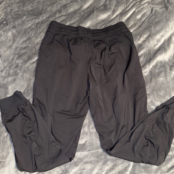 Lululemon Dance Studio Mid Rise jogger - Picture 4 of 11